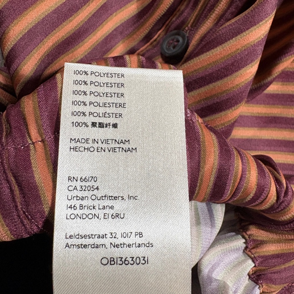 Free People X Revolve My Everything Wrap Top Blouse M Cropped Satin Chocolate - Picture 14 of 15